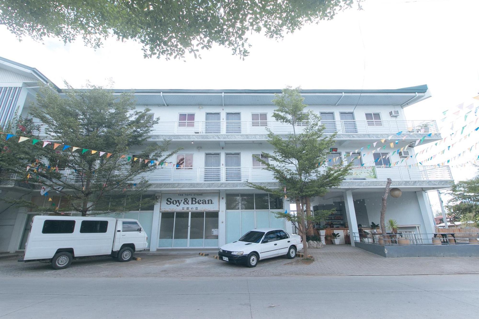 Reddoorz At Fat J Apartelle Mactan Cebu Eksteriør billede